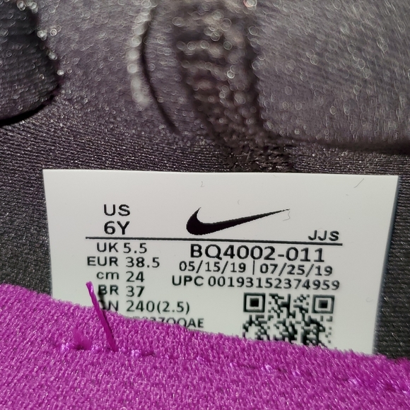 New womens Nike presto react - Picture 3 of 6